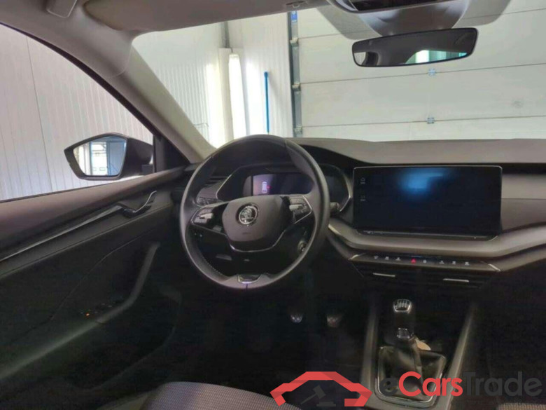 SKODA Octavia Combi 1.0 TSI Bns Edition #3