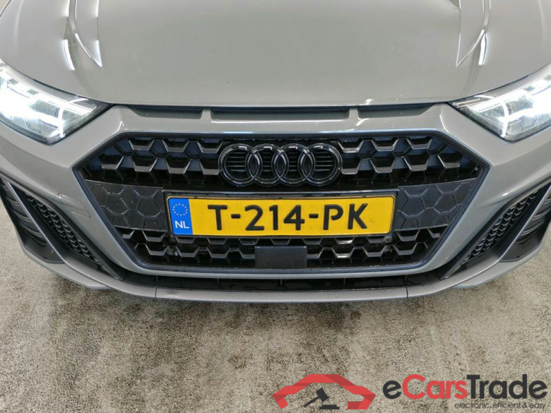 Audi A1 Sportback 30 TFSI S tronic S edition 5d #5