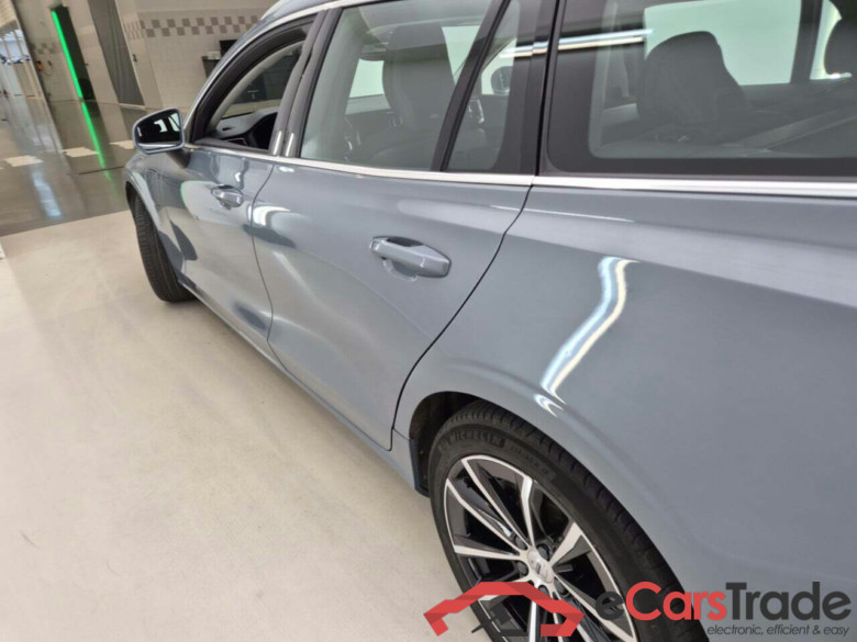 VOLVO V60 B4 AWD INSCRIP. EXPR. GEARTRON #6