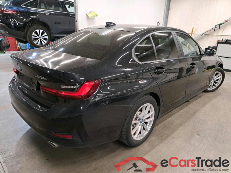 BMW - BMW 3 BERLINE 320e 204PK Pack Business With Heated Seats  * HYBRID * #2
