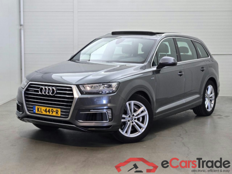 AUDI Q7 3.0 TDI e-tron quattro Sport