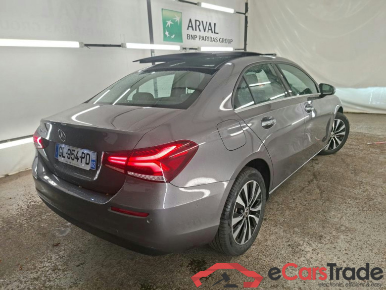 MERCEDES-BENZ Classe A Berline / 2018 / 4P / Berline A 250 e Business Line 8G-DCT #3
