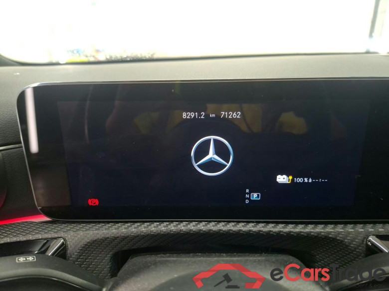 MERCEDES-BENZ Classe A Berline / 2018 / 4P / Berline A 250 e Business Line 8G-DCT #6