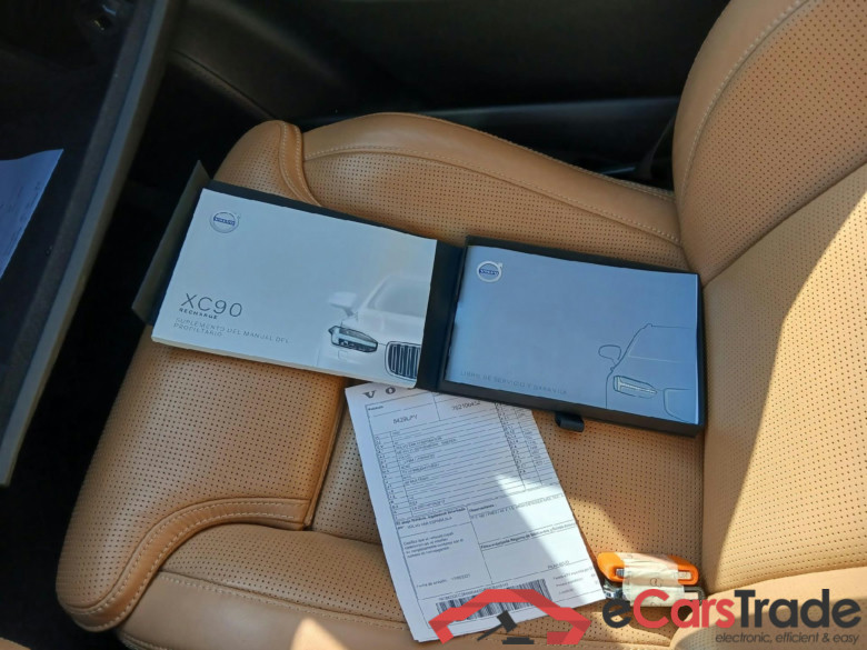 VOLVO XC90 / 2019 / 5P / todoterreno 2.0 T8 AWD Recharge Inscription Auto #5
