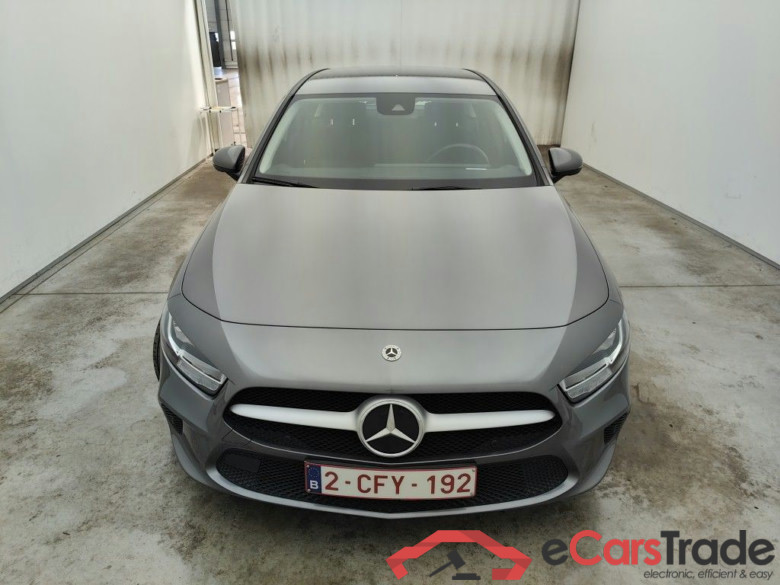 Mercedes-Benz A-Klasse A 180 d Business Solution Essential Aut. 5d #5