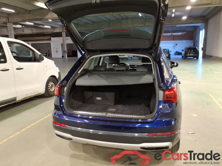 AUDI Q3 1.5 35 TFSI S TR ADVANCED BUSINESS ED #3