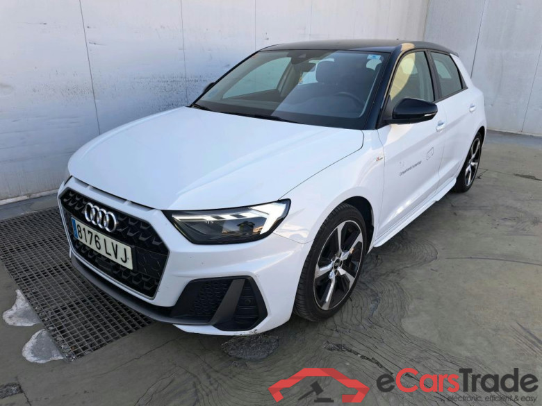 AUDI A1 / 2018 / 5P / berlina con portón Sportback Adrenalin 30 TFSI 81kW S tron(SP) #1