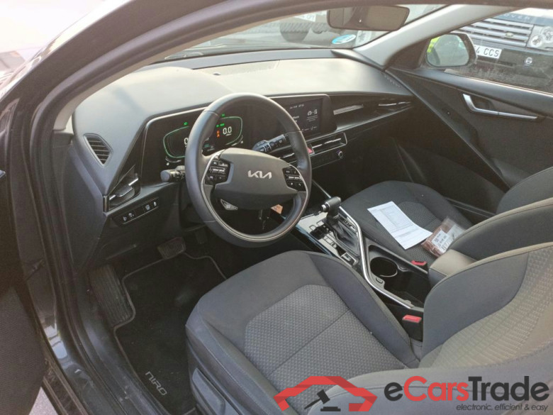 KIA Niro / 2022 / 5P / crossover 1.6 GDi HEV 104kW (141CV) Concept #3
