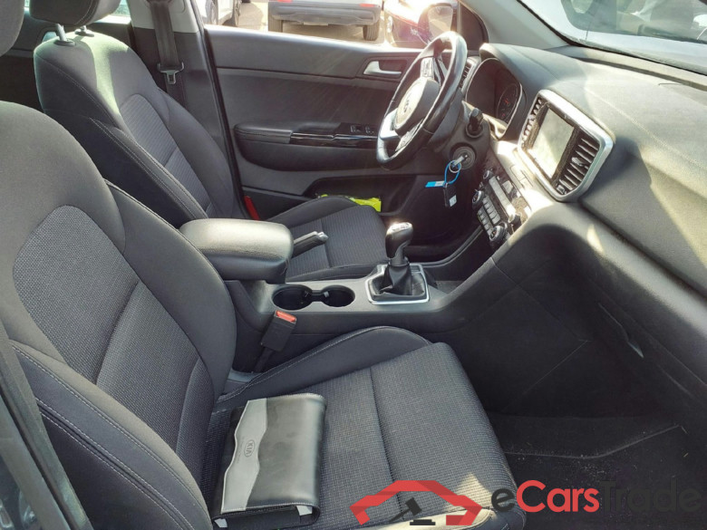 KIA Sportage / 2018 / 5P / todoterreno 1.6 CRDi 100kW (136CV) Drive 4x2 (AC) #4