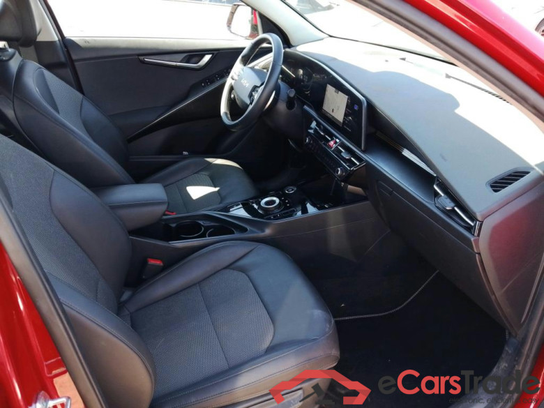 KIA Niro / 2022 / 5P / crossover 1.6 GDi PHEV 135kW (183CV) Drive #6