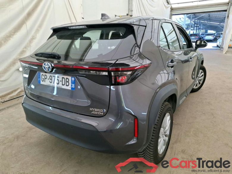 TOYOTA Yaris Cross Hybride / 2021 / 5P / SUV 1.5 HYBRID 116H DYNAMIC BUSINESS BEY AWD #3
