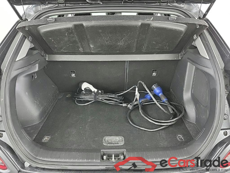 HYUNDAI Kona Premium Electric 64 kWh 5D #5