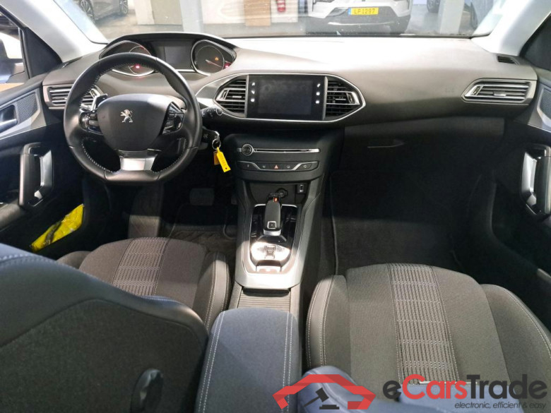 Peugeot 308 SW 1.2 PureTech Allure Aut. LED Display 1/2 Leather Camera Klima PDC ... #3
