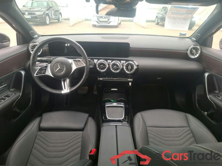 MERCEDES-BENZ Classe A Compact / 2022 / 5P / Berline A 200 Business Line 7G-DCT #5