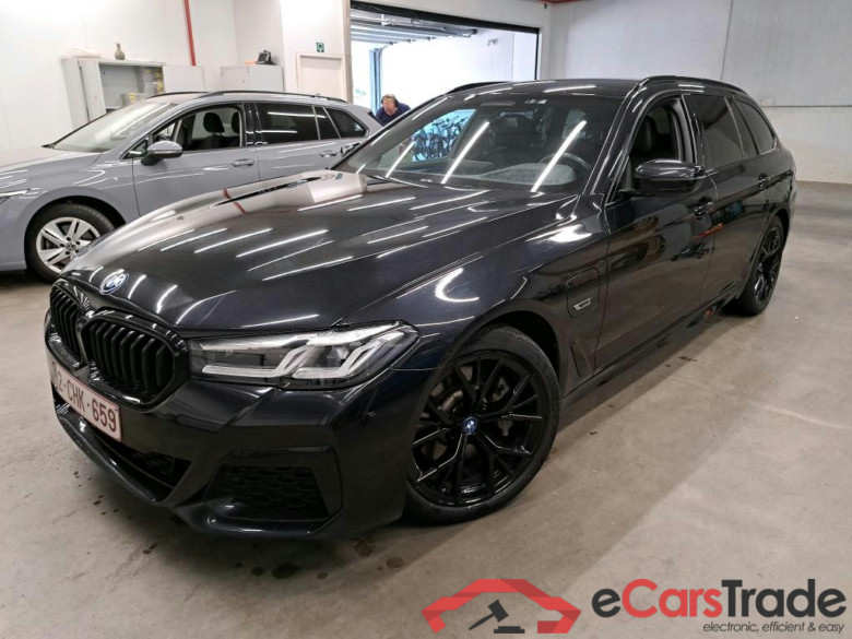 BMW - BMW 5 TOURING 530e xDrive 292PK Business Edition M Sport With Front Comfort Dakota Seats & Safety Pack & Adaptive Suspension & Driving Assistant & 19 Inch * HYBRID * #1