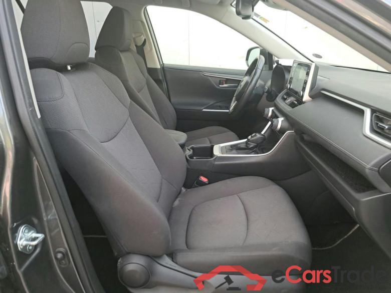 TOYOTA Rav4 / 2018 / 5P / todoterreno 2.5l 220H Advance #6