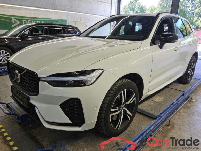 Volvo XC60 (03.2017->) DE - SUV5 B4 (Benzin) 2WD EU6d, R-Design Mild-Hybrid, (Facelift) 2021 - 2022 #1