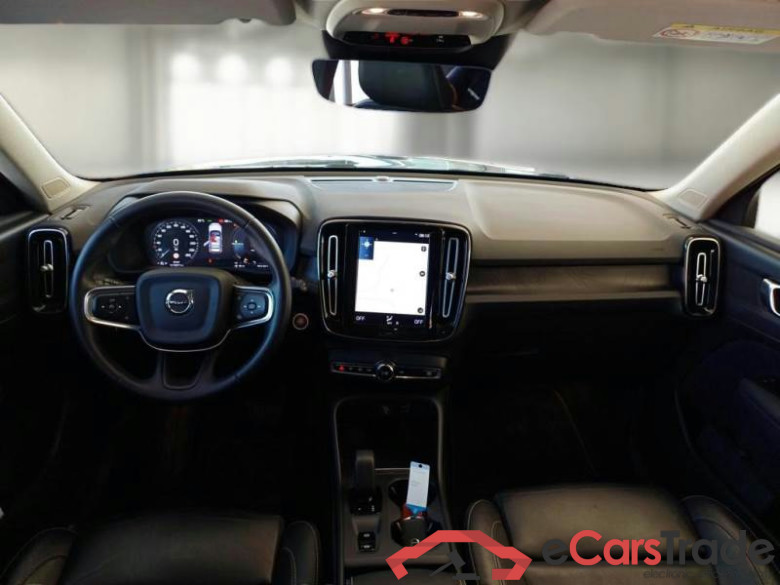 VOLVO XC40 / 2021 / 5P / SUV T4 RECHARGE PLUG-IN AUTO CORE #3