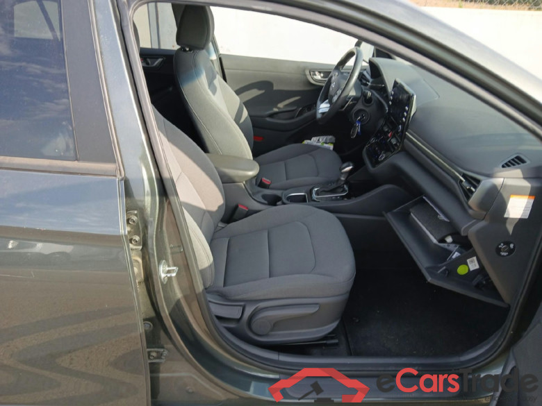 HYUNDAI IONIQ / 2019 / 5P / berlina con portón 1.6 GDI HEV Klass DCT #6