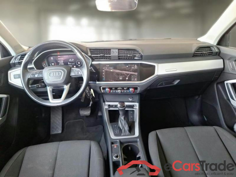 AUDI Q3 / 2018 / 5P / SUV 35 TDI S TRONIC BUSINESS ADVANCED #3
