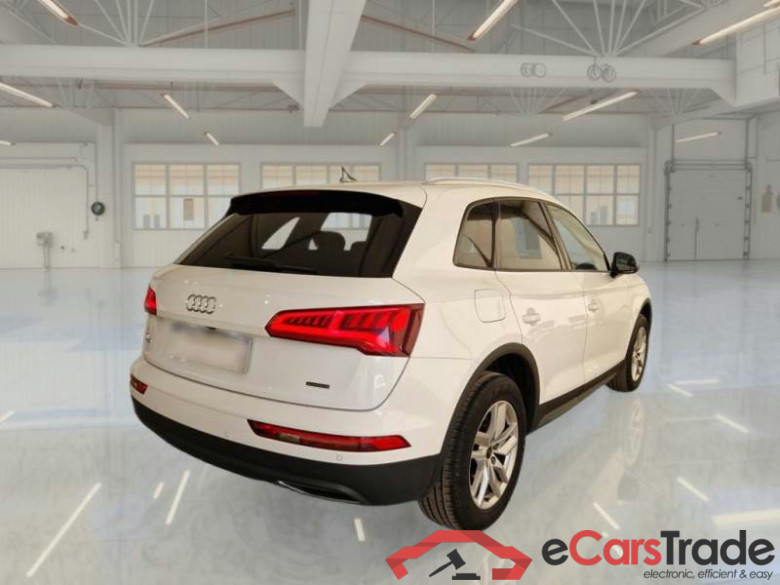 AUDI Q5 / 2016 / 5P / SUV 40 TDI BUSINESS QUATTRO S TRONIC #2