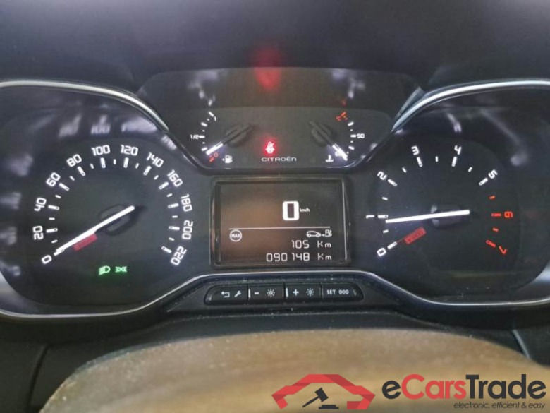 CITROEN C3 AIRCROSS / 2021 / 5P / SUV BLUEHDI 110 SeS SHINE #4