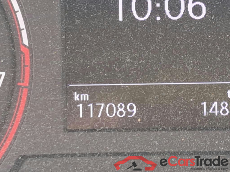 VOLKSWAGEN T-Cross / 2018 / 5P / todoterreno Advance 1.0 TSI 81kW (110CV) DSG (AC) #5