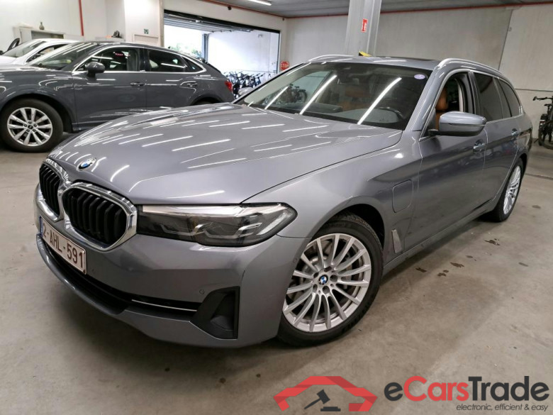 BMW 530e Plug-In Hybrid Aut. Pano LED LC-Pro Ambient Navi-Pro Leather KeylessGo Camera Klima PDC ...