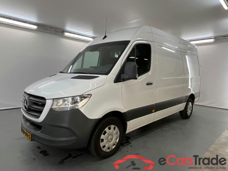 MERCEDES-BENZ SPRINTER 317 1.9 CDI L2H2 RWD