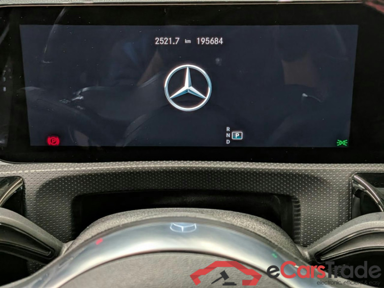 MERCEDES-BENZ CLA-klasse Shooting Brake 180 Bns Sol. AMG #6