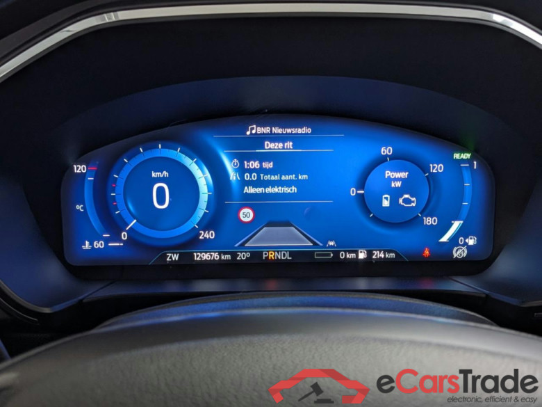 FORD Kuga 2.5 PHEV Titanium #6