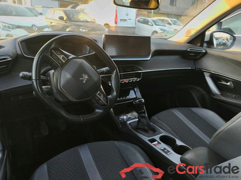 PEUGEOT 2008 / 2019 / 5P / todoterreno Allure BlueHDI 100 S&S BVM6 #3