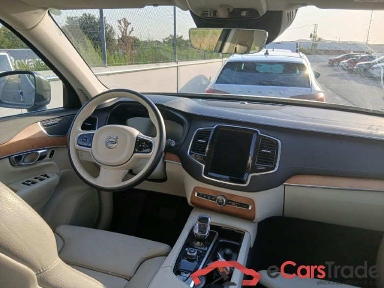 VOLVO XC90 / 2019 / 5P / todoterreno 2.0 B5 D AWD Inscription Auto #3