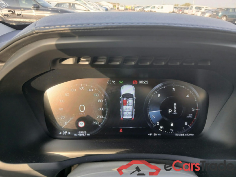 VOLVO XC90 / 2019 / 5P / todoterreno 2.0 B5 D AWD Inscription Auto #4