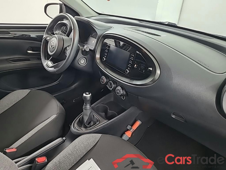 TOYOTA Aygo X 1.0 VVT-I MT play 5D 53kW #6