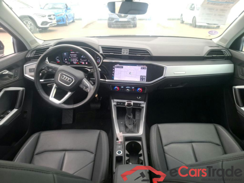 AUDI Q3 / 2018 / 5P / SUV 45 TFSI E 245 S TRONIC BUSINESS EXE #6