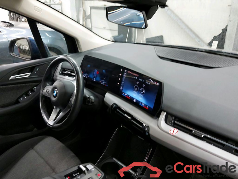 BMW 218i Active Tourer Aut. LED LC-Pro Navi-Pro KeylessGo Camera Klima PDC ... #5