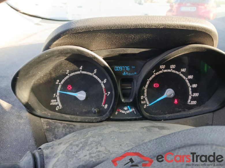 FORD Transit Courier/2014/4P/furgón der.turis Van 1.0 EcoBoost 75kW Limited #4