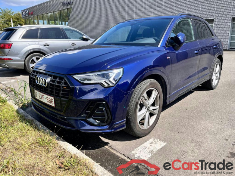 AUDI Q3 35 TFSI Business Edition S line S tronic #1