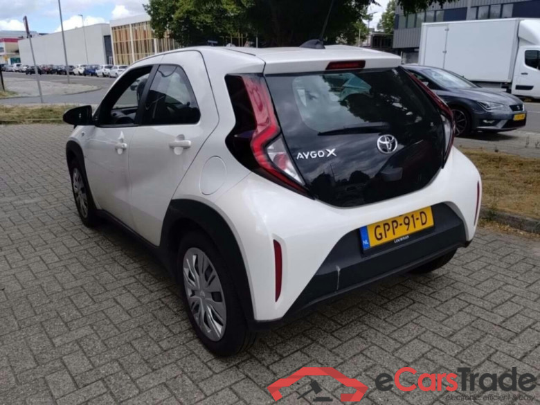 TOYOTA Aygo X 1.0 VVT-i MT Play #3