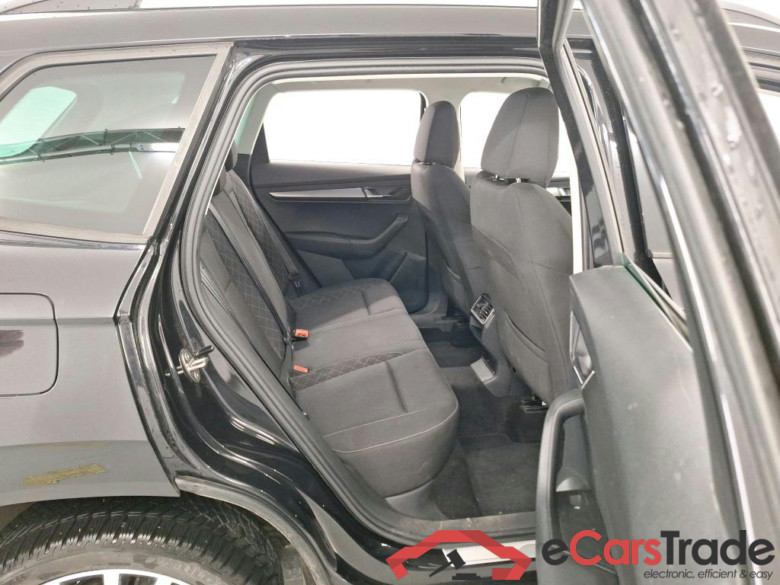 SKODA KAROQ DIESEL 1.6 CR TDi Ambition DSG #6