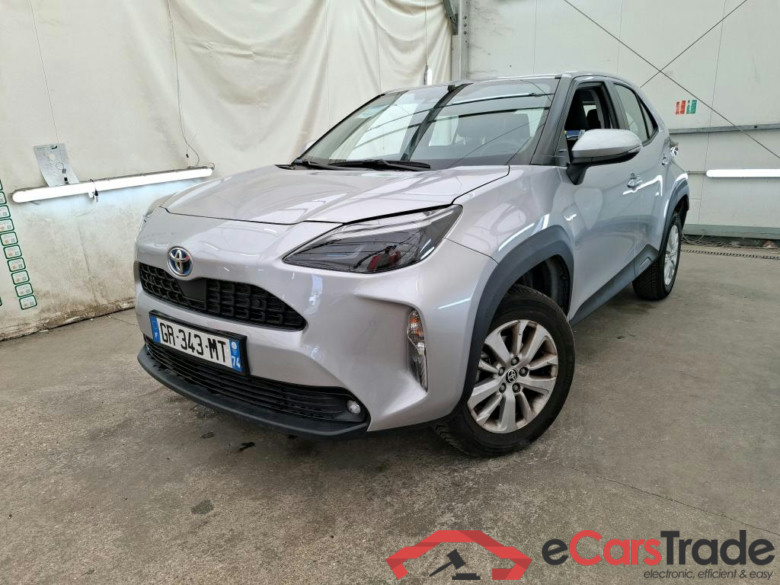 TOYOTA Yaris Cross Hybride / 2021 / 5P / SUV 1.5 HYBRID 116H DYNAMIC BUSINESS BEY AWD #1
