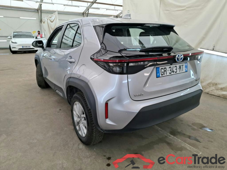 TOYOTA Yaris Cross Hybride / 2021 / 5P / SUV 1.5 HYBRID 116H DYNAMIC BUSINESS BEY AWD #2