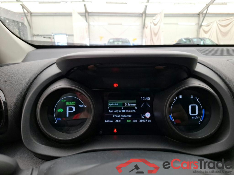 TOYOTA Yaris Cross Hybride / 2021 / 5P / SUV 1.5 HYBRID 116H DYNAMIC BUSINESS BEY AWD #6
