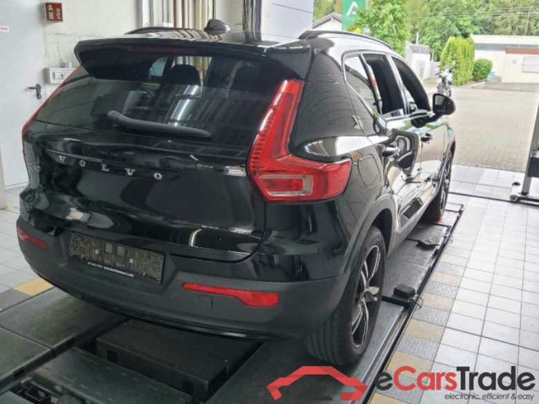 Volvo XC40 (2017->) DE - SUV5 T3 2WD EU6d, R-Design, 2020 - 2022 #3