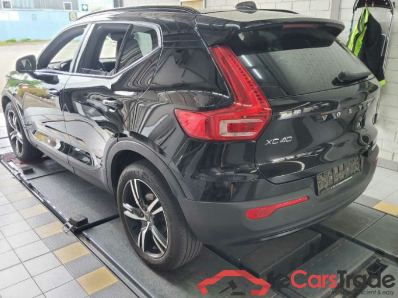 Volvo XC40 (2017->) DE - SUV5 T3 2WD EU6d, R-Design, 2020 - 2022 #4