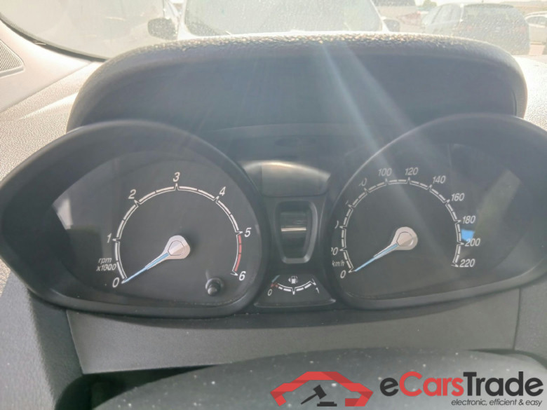 FORD Transit Courier/2014/4P/furgón der.turis Van 1.5 TDCi 75kW Trend #4