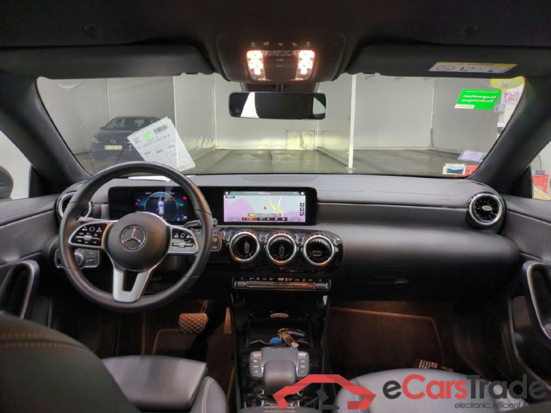 MERCEDES-BENZ CLA Shooting Brake / 2019 / 5P / Break CLA 200 d Business Line BA8 #5