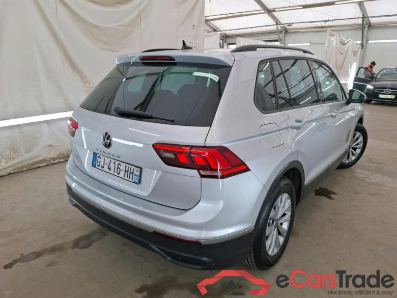 VOLKSWAGEN Tiguan / 2020 / 5P / SUV 1.5 TSI 150 DSG7 Life #3