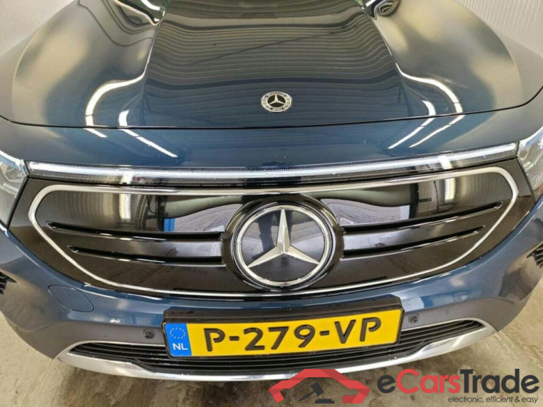 MERCEDES-BENZ EQB 250 Luxury Line #5